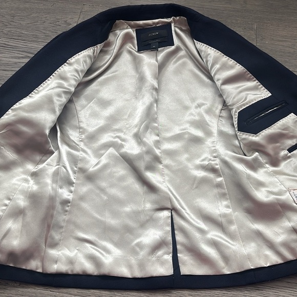 J.Crew | Classic School Boy Wool Blazer in Navy With Gold Buttons Size 00 - Picture 11 of 14